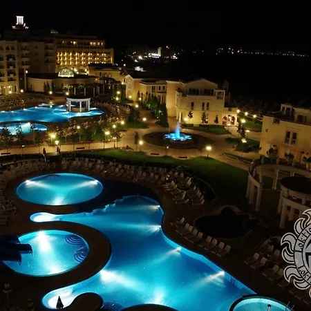 Sunset Resort Pomorie Апартамент Поморие